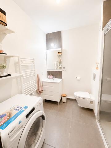 Appartement
         2 pièces
        - 49 m² Exclusivité 289 000 € *