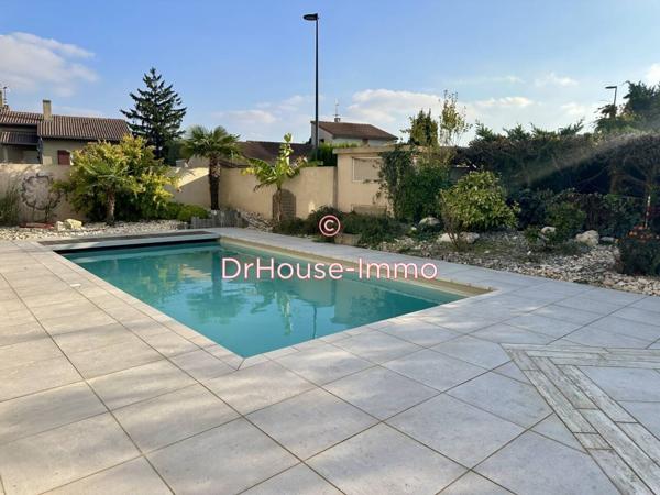 Maison à vendre 8 pièces de 195 m²