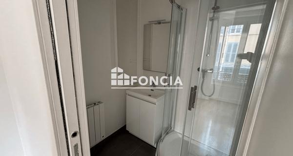 Location Appartement 2 pièces 47.42 m² - Saint-germain-en-laye 78100