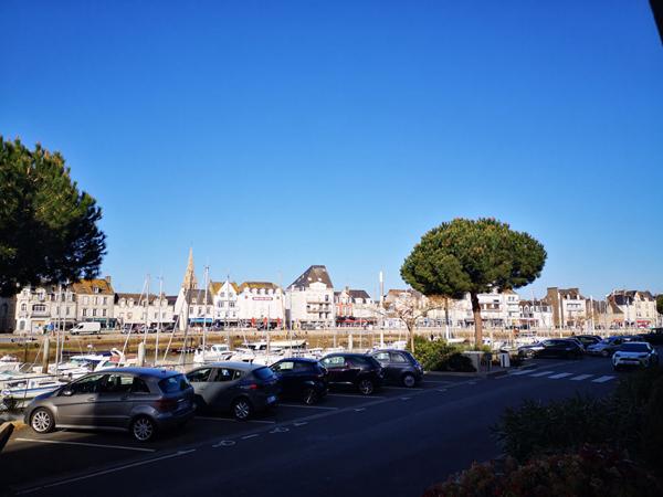 VUE PORT ET MER - 2 min de la plage.
