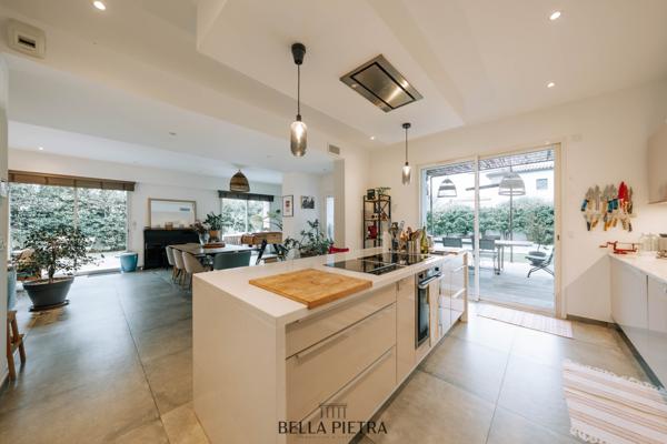 Montpellier (34000) Maison de charme 6 pièces au coeur de Montpellier - Domaine privé