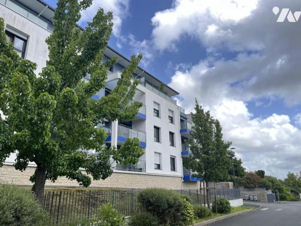 QUIMPER - Appartement T3 de 82 m² avec terrasse, ascenseur, garage et vue dégagée