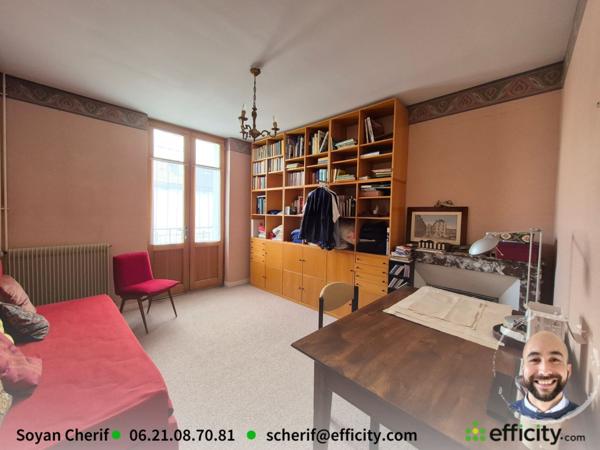 Maison
         10 pièces
        - 185 m² 399 900 € *
