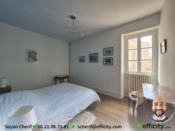 Maison
         10 pièces
        - 185 m² 399 900 € *