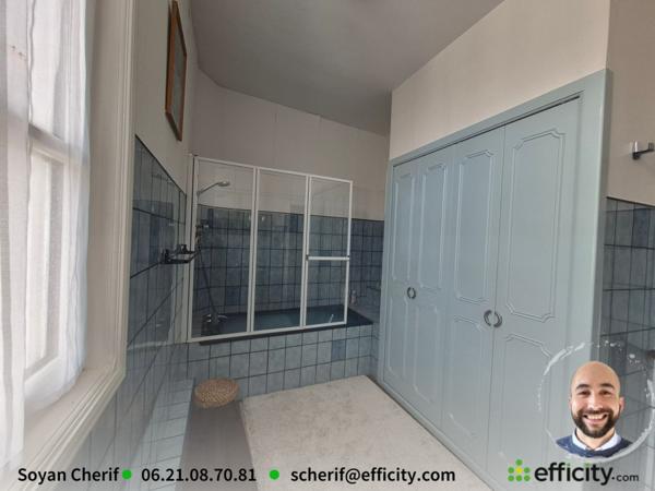 Maison
         10 pièces
        - 185 m² 399 900 € *