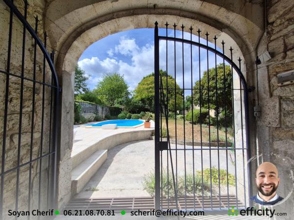 Maison
         10 pièces
        - 185 m² 399 900 € *