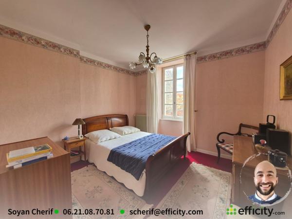 Maison
         10 pièces
        - 185 m² 399 900 € *