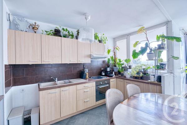 Appartement F2 à vendre  3 pièces - 54 m2 LA COURNEUVE - 93