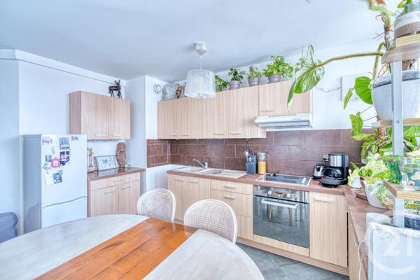 Appartement F2 à vendre  3 pièces - 54 m2 LA COURNEUVE - 93