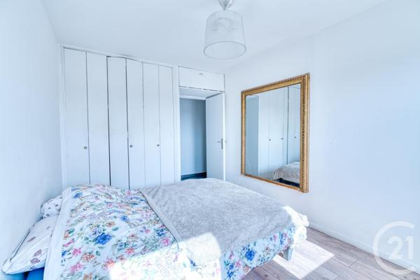 Appartement F2 à vendre  3 pièces - 54 m2 LA COURNEUVE - 93