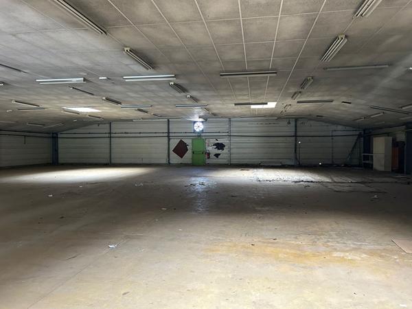 Entrepôt / local industriel Avranches 769 m2