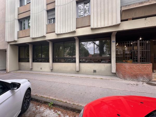 DIJON BOULEVARD VOLTAIRE LOCAL PROFESSIONNEL DE 113 M2
