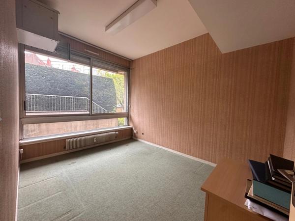 DIJON BOULEVARD VOLTAIRE LOCAL PROFESSIONNEL DE 113 M2