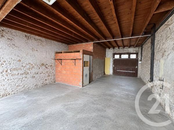 Immeuble à vendre  135 m 2   LAVELANET  - 09