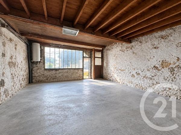 Immeuble à vendre  135 m 2   LAVELANET  - 09