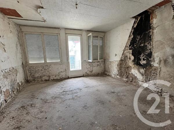 Immeuble à vendre  135 m 2   LAVELANET  - 09