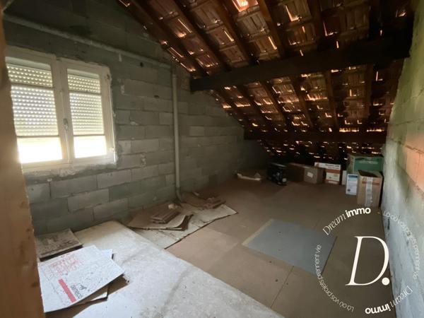 Maison au fort potentiel d'agrandissement sur 3 niveaux - Quartier calme