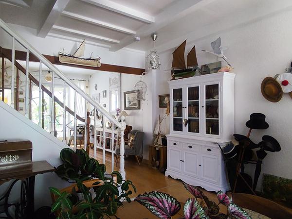 A VENDRE - Chatelaillon Plage - Triangle d'or - Maison familiale de 140m2 - Jardin - Cave - Grenier