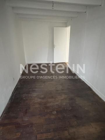 Charmante longère en pierre NON MITOYENNE de 3 pièces à vendre à Questembert