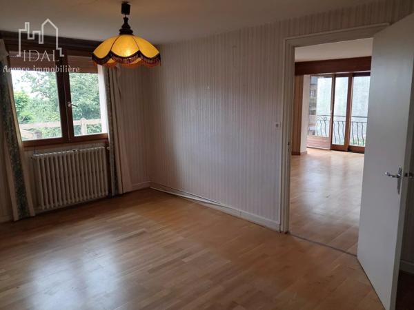 Vente Maison 6 pièces 160 m2 à Saint-Germain-du-Teil