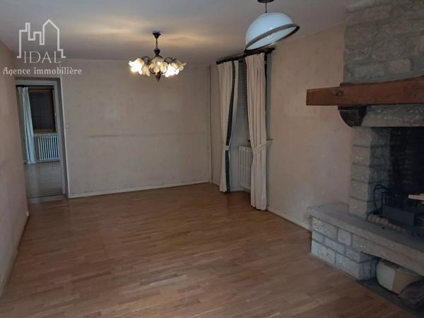 Vente Maison 6 pièces 160 m2 à Saint-Germain-du-Teil