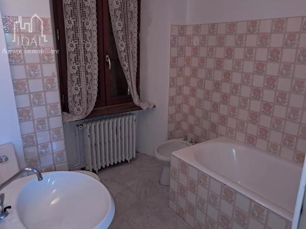 Vente Maison 6 pièces 160 m2 à Saint-Germain-du-Teil