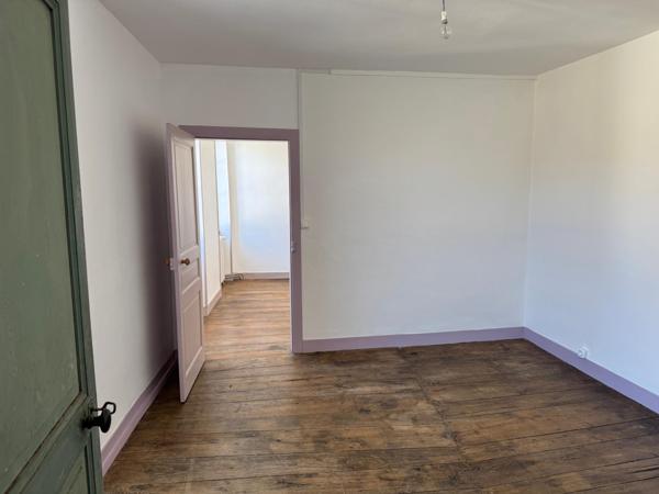 Maison de famille ? Partie professionnelle ? Chambres d'hôtes ? Gîte ? Inverstissement ?