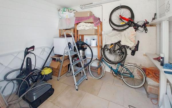 Appartement à vendre    4 pièces • 35,80 m2 Marseillan