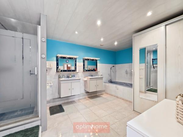 MAISON FAMILIALE 230 m² 6 CH GARAGE 100 m² JARDIN