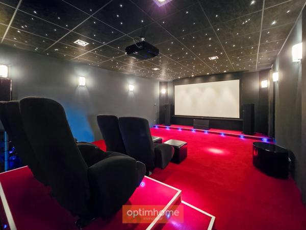 MAISON FAMILIALE 230 m² 6 CH GARAGE 100 m² JARDIN