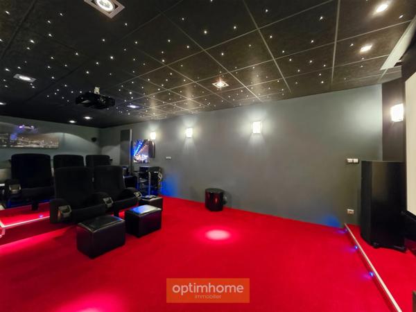 MAISON FAMILIALE 230 m² 6 CH GARAGE 100 m² JARDIN