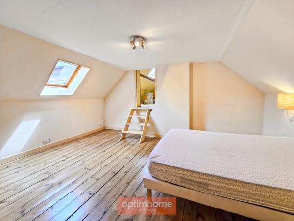 MAISON FAMILIALE 230 m² 6 CH GARAGE 100 m² JARDIN