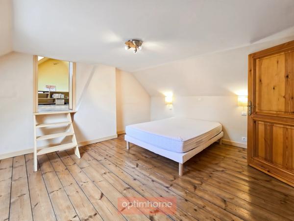 MAISON FAMILIALE 230 m² 6 CH GARAGE 100 m² JARDIN