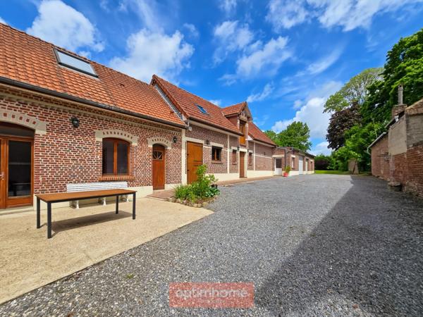 MAISON FAMILIALE 230 m² 6 CH GARAGE 100 m² JARDIN