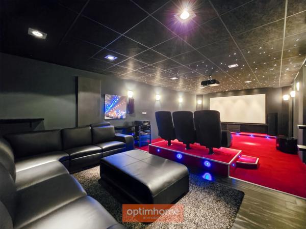 MAISON FAMILIALE 230 m² 6 CH GARAGE 100 m² JARDIN