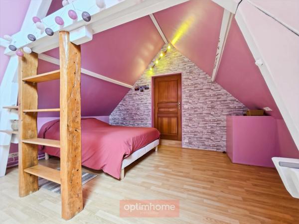 MAISON FAMILIALE 230 m² 6 CH GARAGE 100 m² JARDIN