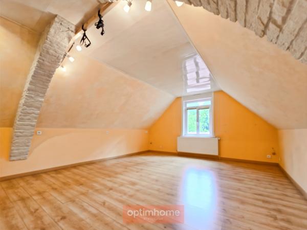 MAISON FAMILIALE 230 m² 6 CH GARAGE 100 m² JARDIN