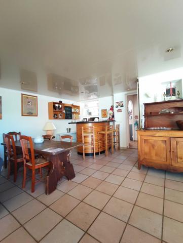 Le Soler (66270) VILLA 3 FACES AVEC PATIO CENTRAL