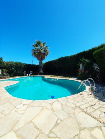 Le Soler (66270) VILLA 3 FACES AVEC PATIO CENTRAL