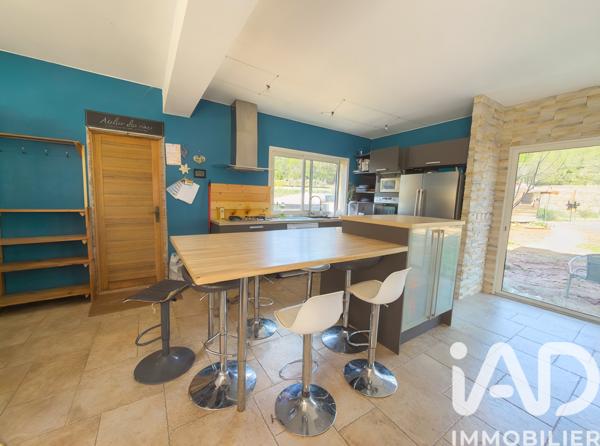 Maison à vendre 6 pièces 131 m² Collobrières