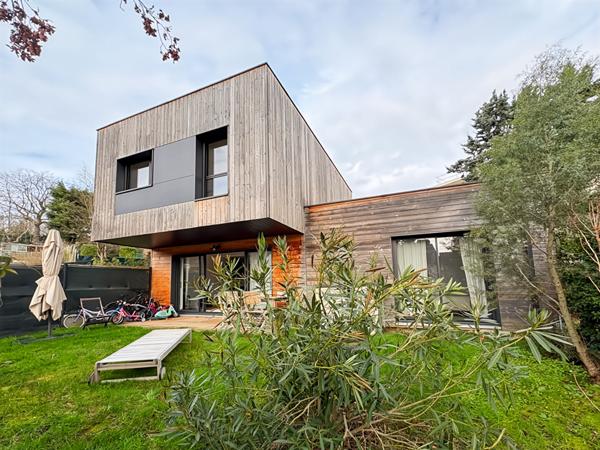 Maison 6 pièces avec jardin à Verrières-le-Buisson DPE B