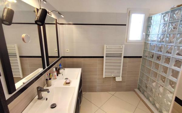 Maison à vendre    4 pièces •  Narbonne