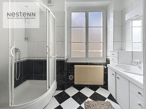 ORLEANS ALEXANDRE MARTIN - appartement T3 69M2 entièrement meublé - 2 CHAMBRES - PARQUET  - CHEMINEE - CAVE