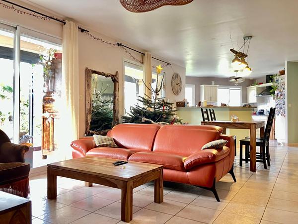 MAISON FAMILIALE - 5 CHAMBRES