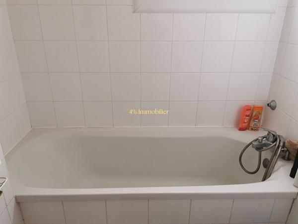 BEL IMMEUBLE  3 APPARTEMENTS +LOCAL COMMERCIAL+ RESERVE