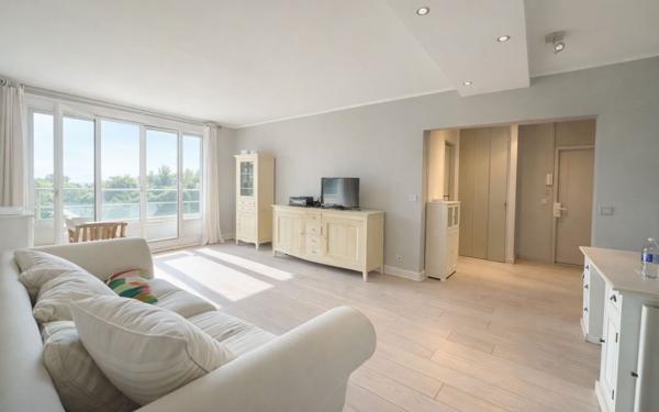 Appartement à vendre    2 pièces • 52,76 m2 Le Pecq