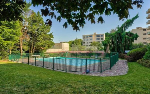 Appartement à vendre    2 pièces • 52,76 m2 Le Pecq