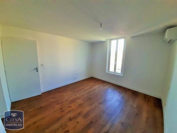 Appartement à louer 4 pièces 68.12m² Orange (84100)
