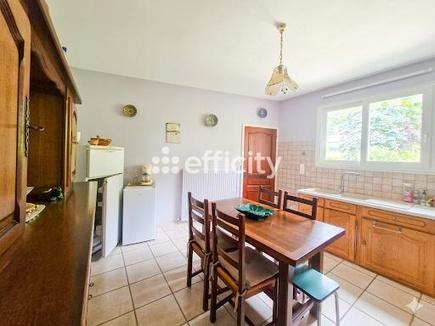 Maison
         6 pièces
        - 156 m²