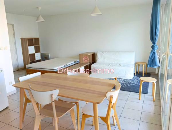 Appartement à louer 1 pièce de 27 m²